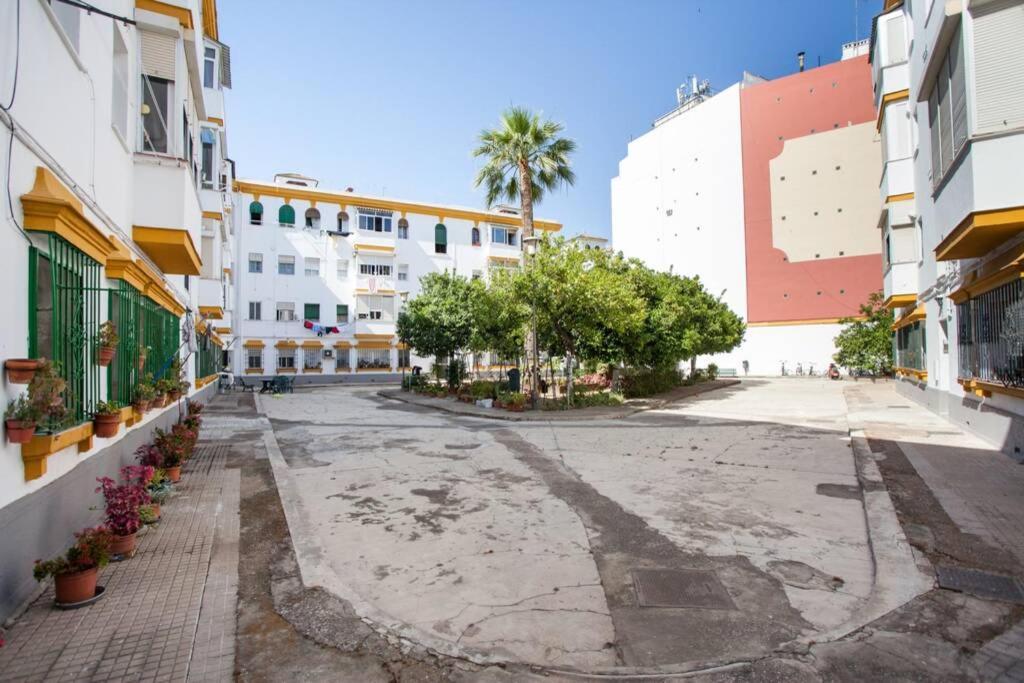 Apartamento A Los Pies Del Alcazar เซบีญา ภายนอก รูปภาพ